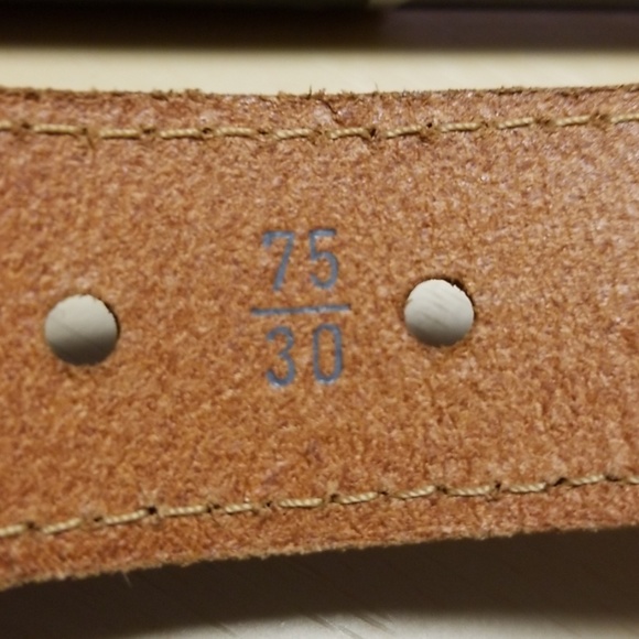 A.P.C. Belt Burgandy - Picture 6 of 8